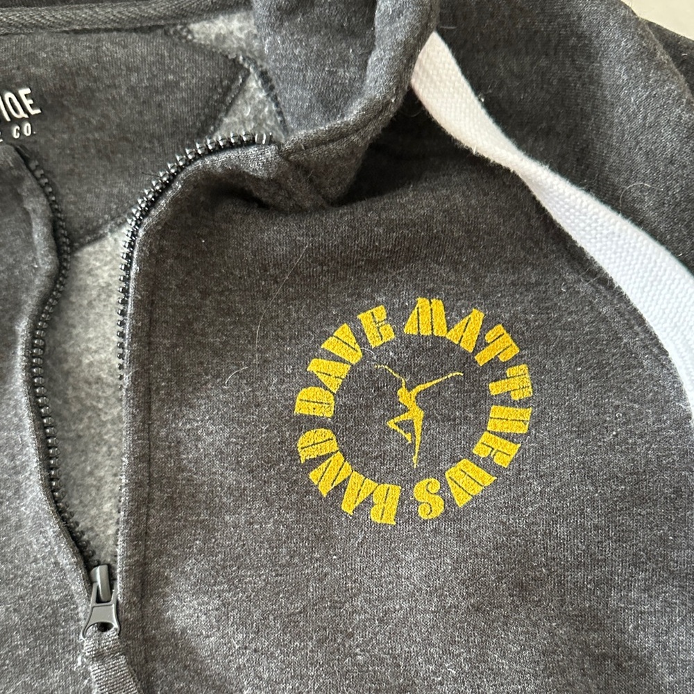 Dave Matthew’s Band Women's Black Zip-Up Hoodie - Picture 4 of 5